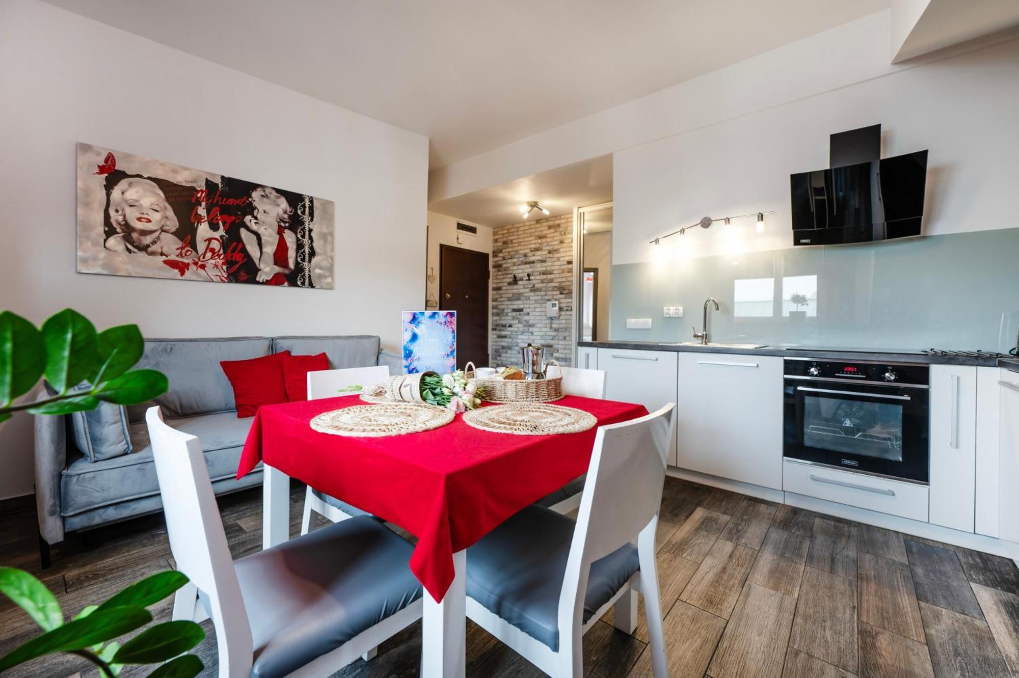 Апартаменты Perugia Moxy Cracow Parking Gratis Краков Экстерьер фото